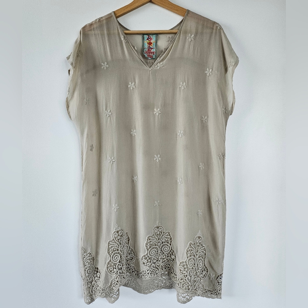 Johnny Was Tunic Embroidered Floral Beige Cupra Rayon Sheer V Neck Top Sz M - Picture 16 of 16